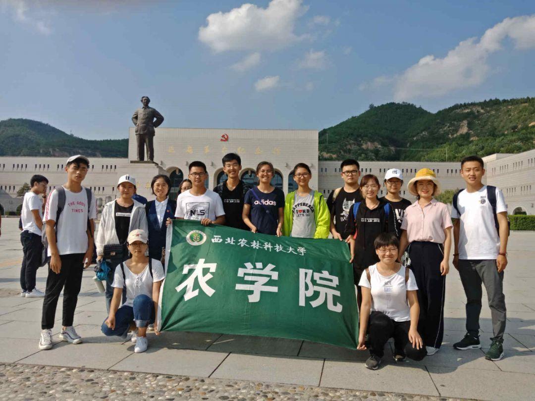 问界新M7为啥能获微博年度车型奖？主要4大原因，你同意吗？